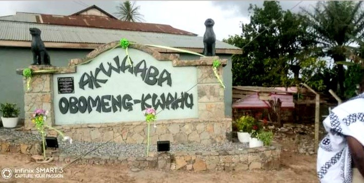 Obomeng entrance